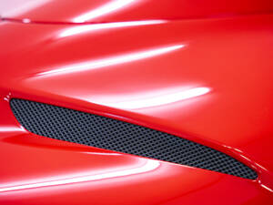 Image 30/46 of Ferrari 812 Competizione A (2022)