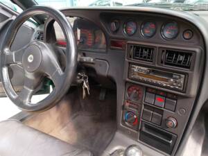 Image 21/46 of Lotus Elan SE (1992)