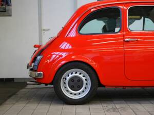 Image 27/30 de FIAT 500 R (1973)