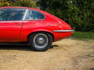 Afbeelding 35/50 van Jaguar E-Type V12 (2+2) (1971)