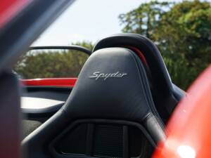 Image 18/24 of Porsche 718 Boxster Spyder (2015)