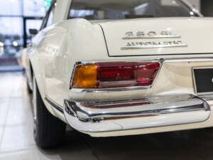 Bild 21/74 von Mercedes-Benz 280 SL (1969)