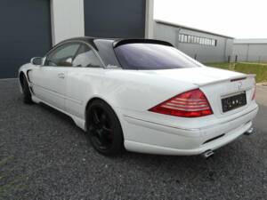 Bild 7/7 von Mercedes-Benz CL 500 (2000)