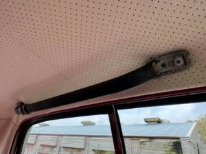 Image 74/132 of Mercedes-Benz 220 SE b (1963)