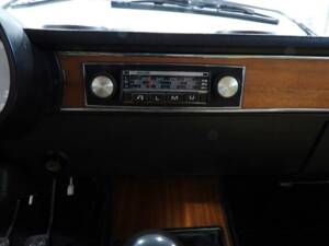 Image 8/15 of Alfa Romeo 2000 GT Veloce (1973)