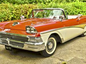 Imagen 12/50 de Ford Fairlane 500 Skyliner (1958)