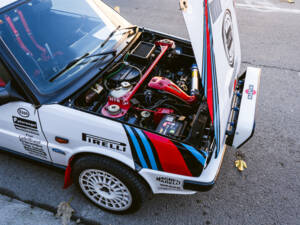 Image 23/26 of Lancia Delta 1.5 LX (1992)