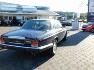 Bild 26/27 von Daimler Double Six (1991)