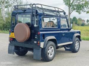 Image 12/39 de Land Rover Defender 90 (1997)
