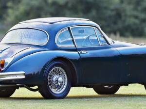 Image 16/50 of Jaguar XK 150 FHC (1960)
