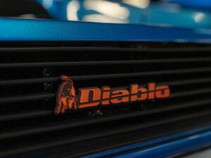 Image 8/36 of Lamborghini Diablo SV (1998)