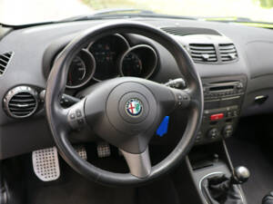 Bild 14/50 von Alfa Romeo 147 3.2 GTA (2005)