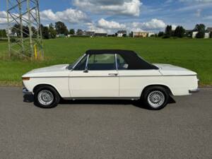 Image 9/19 of BMW 1600 Convertible (1971)