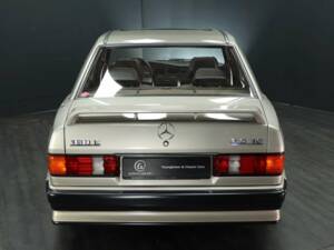 Image 5/30 of Mercedes-Benz 190 E 2.3-16 (1984)