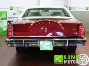 Image 8/10 de Lincoln Continental Mark V (1977)