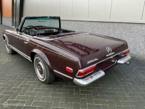 Image 10/19 of Mercedes-Benz 280 SL (1968)