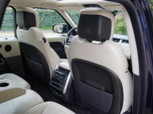 Image 46/50 of Land Rover Range Rover Sport P400e PHEV (2020)
