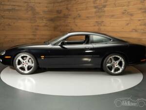 Bild 3/6 von Jaguar XKR (2003)