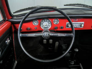 Bild 8/50 von Volkswagen Karmann Ghia 1600 (1971)