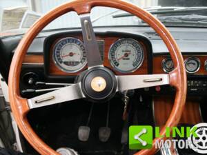 Image 4/10 de Alfa Romeo 2000 Berlina (1972)