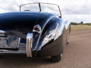 Imagen 11/32 de Jaguar XK 120 OTS (1950)