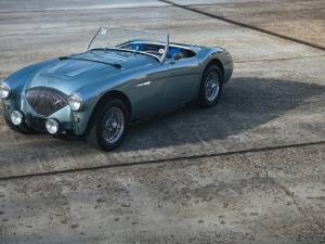 Image 6/37 of Austin-Healey 100&#x2F;4M (BN2) (1956)