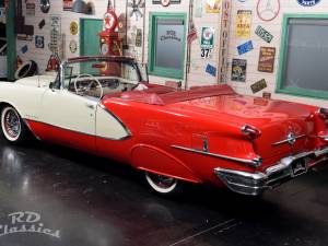 Image 3/50 of Oldsmobile 98 Starfire (1956)