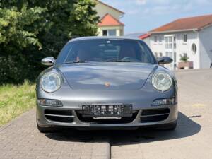 Image 2/53 of Porsche 911 Carrera (2008)