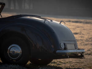 Bild 6/25 von Triumph 2000 Roadster (1949)