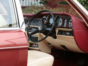 Image 2/50 of Bentley Mulsanne Turbo (1984)