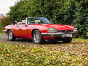 Image 7/50 de Jaguar XJS 5.3 V12 (1988)