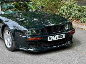 Immagine 21/49 di Aston Martin V8 Vantage V550 (1998)