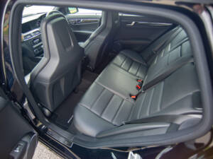 Bild 14/25 von Mercedes-Benz C 63 AMG T (2012)