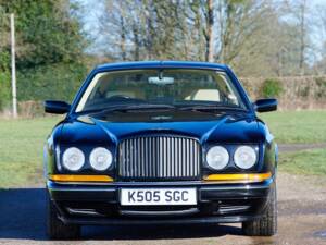 Image 30/50 of Bentley Continental R (1993)