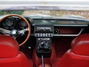 Image 22/50 of Alfa Romeo Montreal (1972)