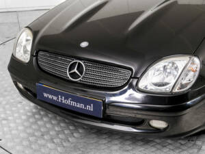 Image 35/50 of Mercedes-Benz SLK 200 Kompressor (2001)