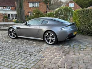 Afbeelding 41/49 van Aston Martin V12 Vantage (2009)