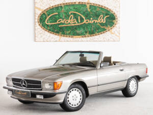 Image 1/47 of Mercedes-Benz 560 SL (1987)