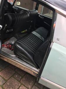 Image 35/95 of Citroën DS 21 Pallas (1973)