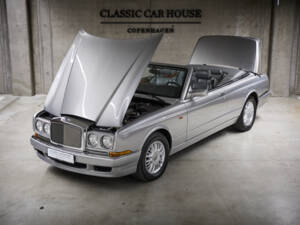 Image 73/77 of Bentley Azure (2001)