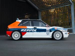 Image 3/10 of Lancia Delta HF Integrale (1991)