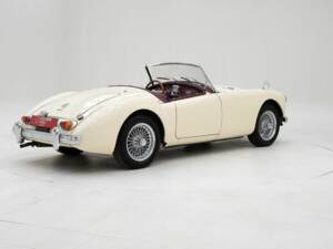 Image 2/15 de MG MGA 1600 (1962)