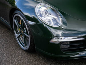 Imagen 35/50 de Porsche 911 Classic Club Coupé (2013)