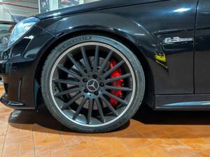 Image 31/38 de Mercedes-Benz C 63 AMG (2013)