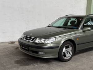 Image 89/103 of Saab 9-5 3.0t SportCombi (1999)