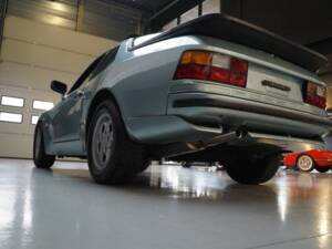 Image 38/50 de Porsche 944 Turbo (1986)