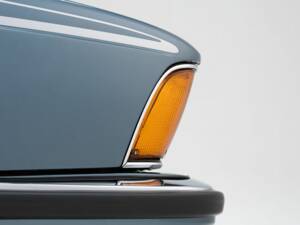 Image 13/15 of BMW 635 CSi (1984)