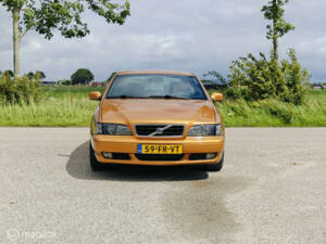 Image 4/32 of Volvo C70 2.4 T (1999)