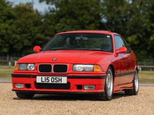 Image 37/37 of BMW M3 (1994)