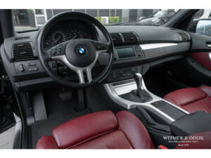 Immagine 17/29 di BMW X5 3.0i (2003)
